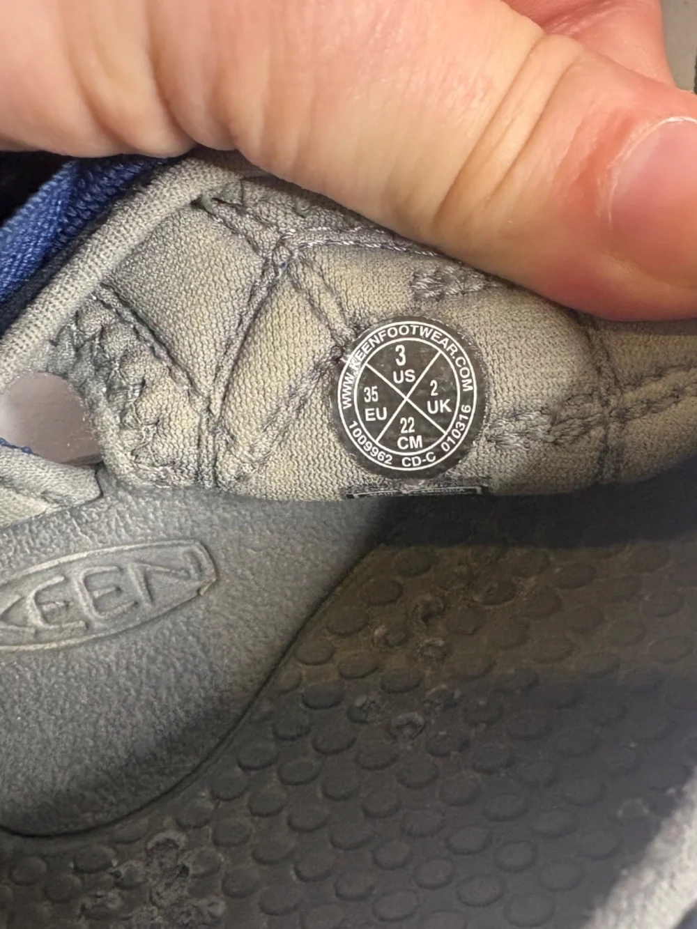 KEEN Kids Newport H2 Blue/Gray Sport Sandals Closed Toe Water Shoes Size 3 US